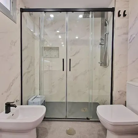 Апартаменты Amplio Con Terraza En Primera Linea De Playa *