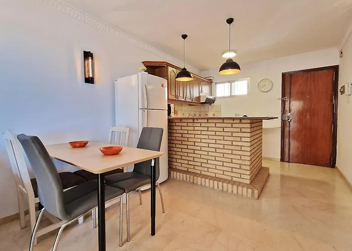 Apartment Amplio Con Terraza En Primera Linea De Playa