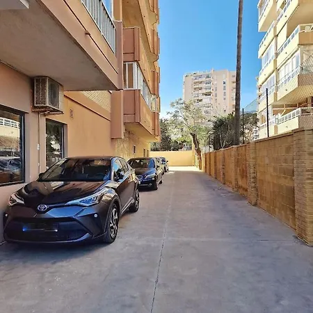 Amplio Con Terraza En Primera Linea De Playa